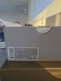 Nike Womens Air Force 1 '07 White Size 7