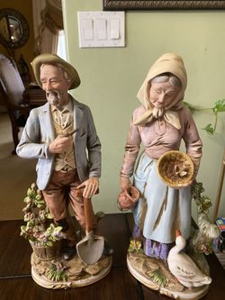Home interior Large old couple