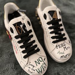 Unused Dolce And Gabbana Women’s Graphic Sneakers