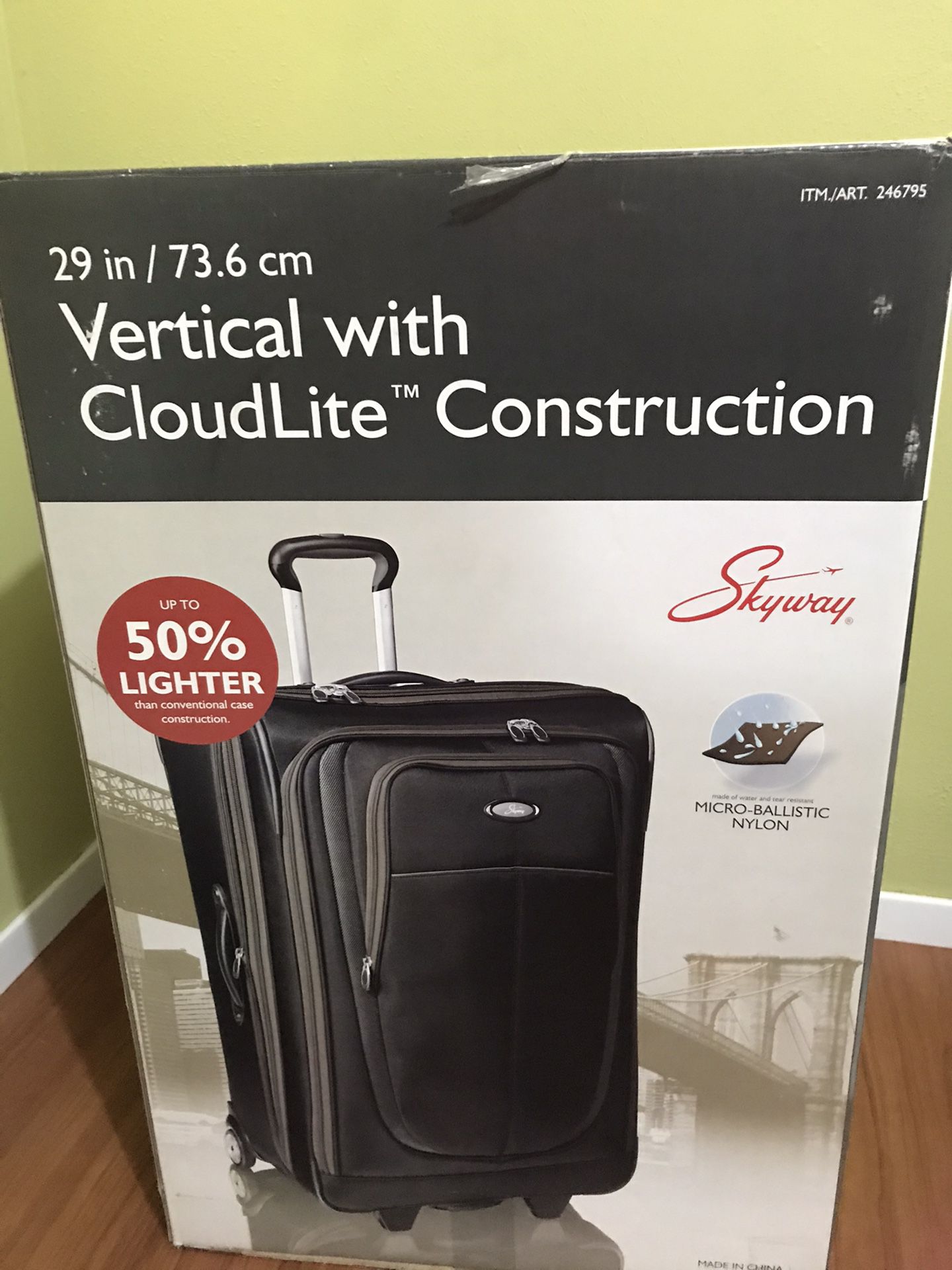 Vertical with Cloudlite Construction large Luggage