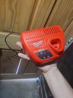 Milwaukee M12