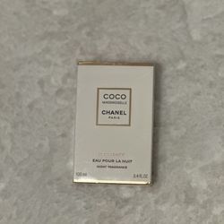 Coco Mademoiselle Chanel Paris 
