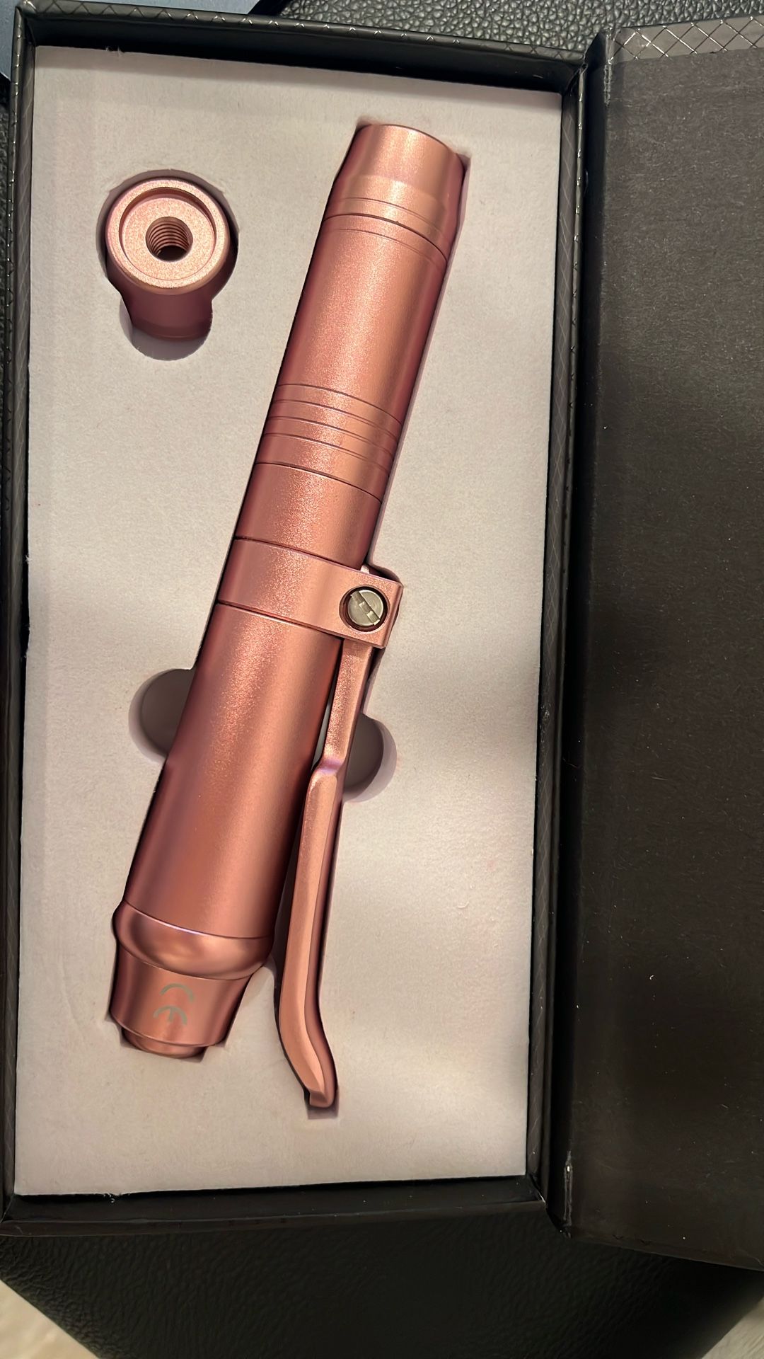 Hyaluron pen for lip fillers Pink