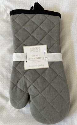 2pc Quilted Oven Mitt or 2pc Kitchen Towel Set