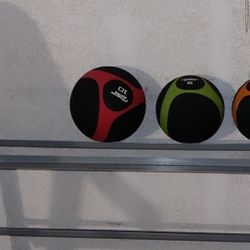Dumbbell Rack (medicine Balls)