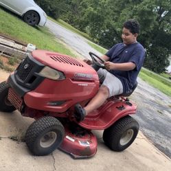 TROY BILT  riding mower