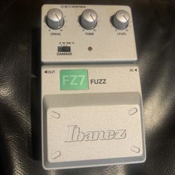 Music :Ibanez FZ7