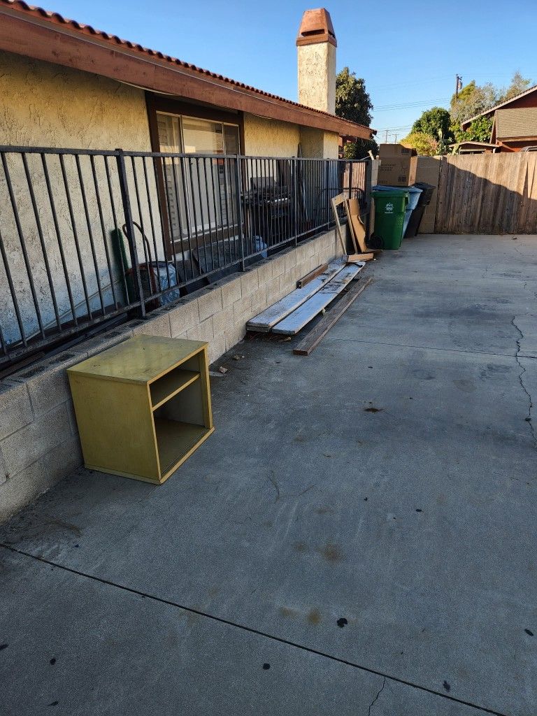 Free Items On Driveway