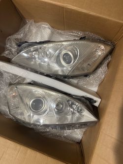 OEM Used Mercedes S550 W221 Headlights