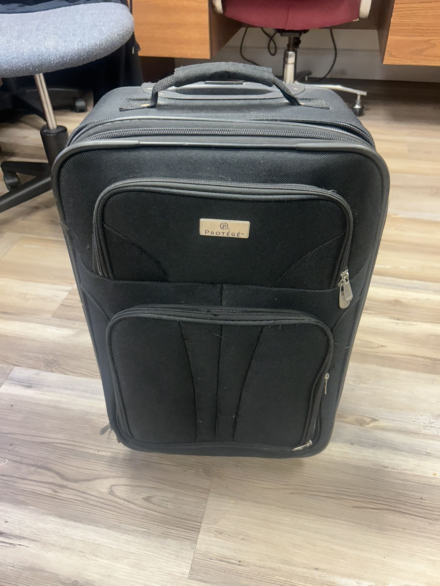 Protégé Rolling Carry-On Suitcase – Black – Lightweight and Durable