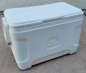 Igloo Marine Contour 25 QT Cooler