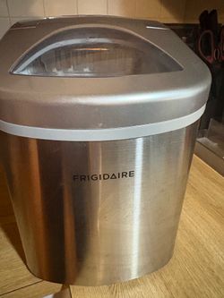 Ice maker