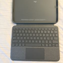 Logitech Folio Touch Keyboard + Smart Connector for iPad Pro 11"