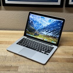 2015 13” MacBook Pro Retina - 3.1 GHz i7 - 16GB - 512GB SSD