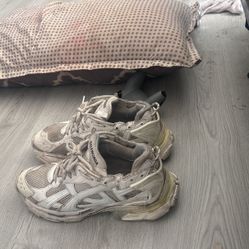 White Runners 