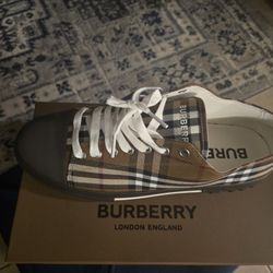 Burberry Shoes  Men Size 10.5 And 11