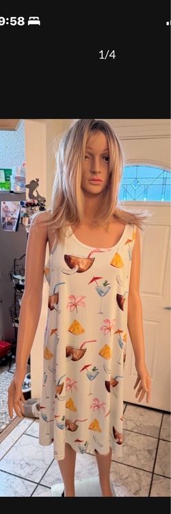 New 6 Foot Woman Lifelike Mannequin includes wig