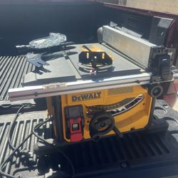 Dewalt Table Saw 