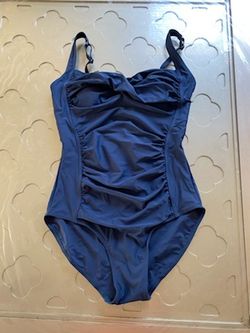 Bathing suit/traje de baño