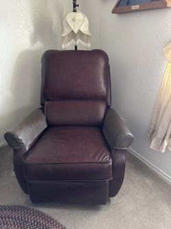 Recliner $200