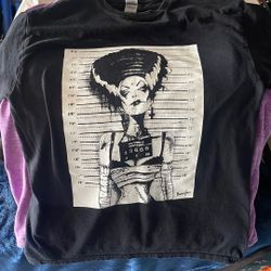 T-shirt, medium