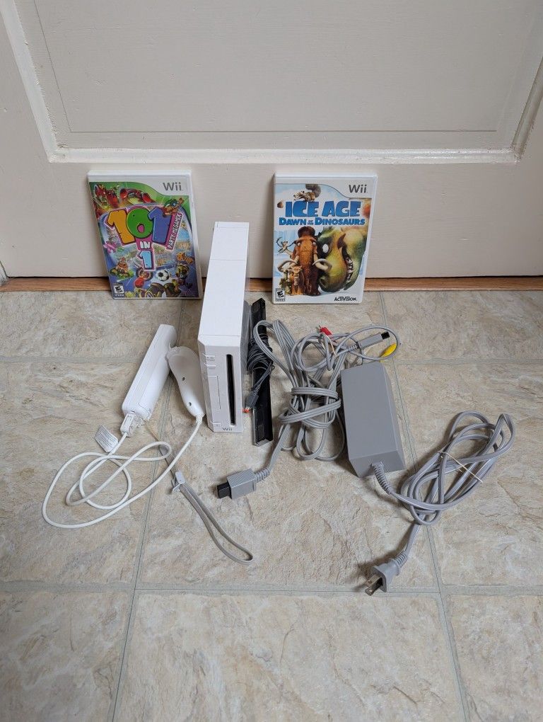Complete Working Nintendo Wii With Games