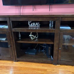 Mesa  De Televisión 