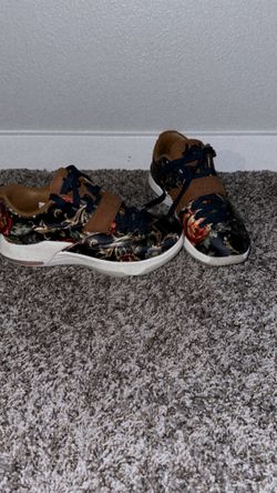 NEW KD NIKE SNEAKERS