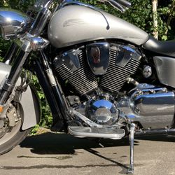 2005 Honda VTX1800