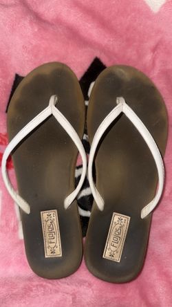 Used women’s sandals