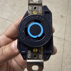 Leviton L6-20R 20amp 240v Locking Receptacles