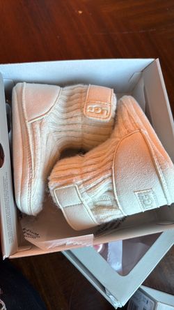 Baby boots Ugg