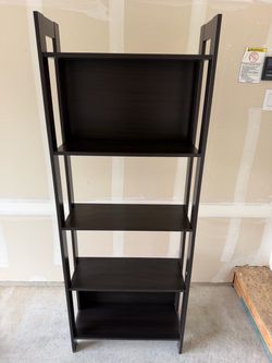 Bookshelf pick up now