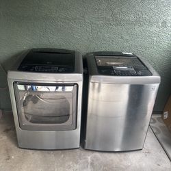 Washer and dryer set