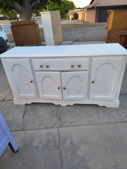Saltwood high quality well built freshly sanded painted dresser / TV stand  lots of storage space