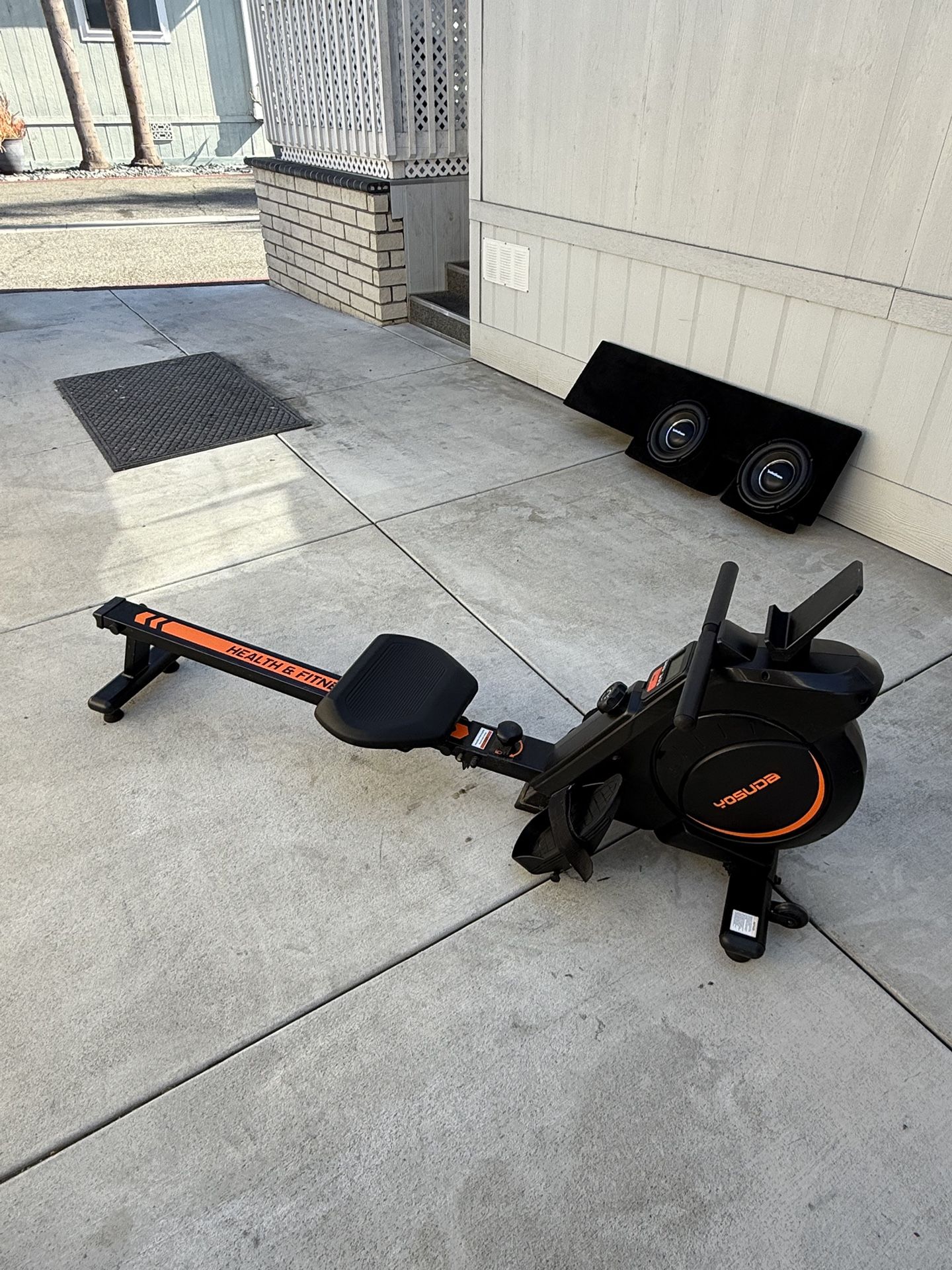 Row Machine To Work Out