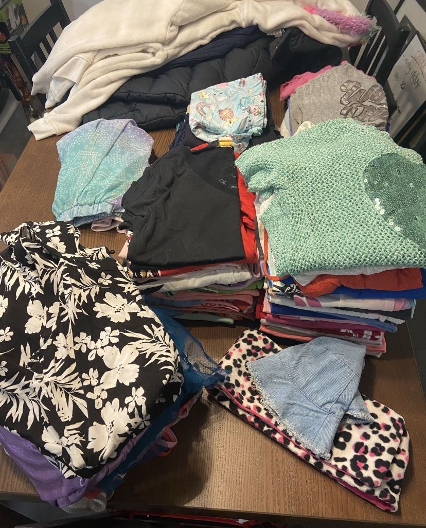 Huge Lot Of Girls Clothes Sizes 14/16 Very Few 10/12 And Women S