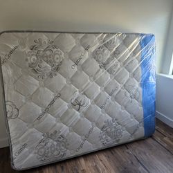 Todays Deals Single Twin Mattress 99 Full Double 159 Queen Bed 179 King 229 California King 229 Frame 69 XL Twin Mattresses All Sizes Available