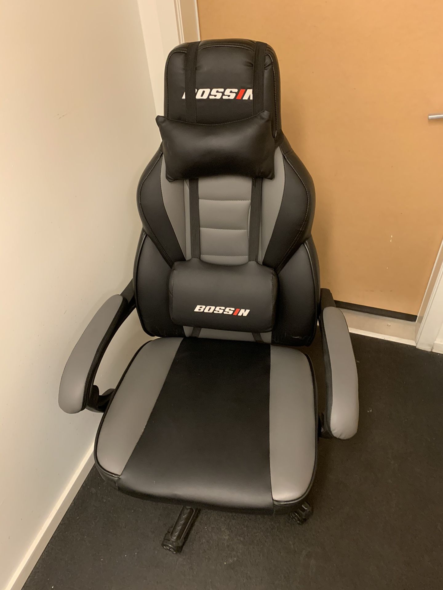 Office / Gaming Chair (Pending)