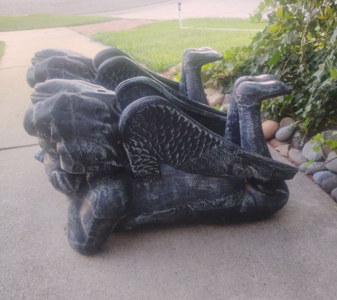 Angeles Yard Art Cast Iron Cherubs Angels Vintage Garden Art 26”  X 11 1/2” 