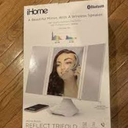 iHOME mirror with BLUETOOTH SPEAKER! SEALED IN BOX NEVER USED!
