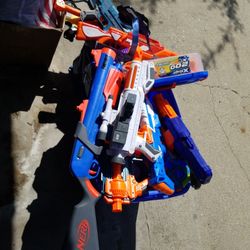 Nerf Gunns And Amo