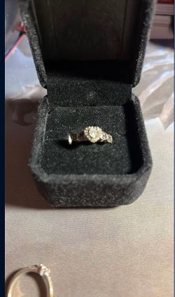 Heart shape diamond ring
