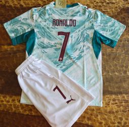Soccer Portugal 🇵🇹 and away kids sizes  from 4 years old to 12 years old Ronaldo Portugal home world cup 2026 kids and adults Jerseys jersey Ronaldo