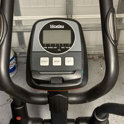 Elliptical Exercise Machine 