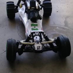 Hpi Baja 5b Lots Of Aluminum Parts for Sale in San Diego CA