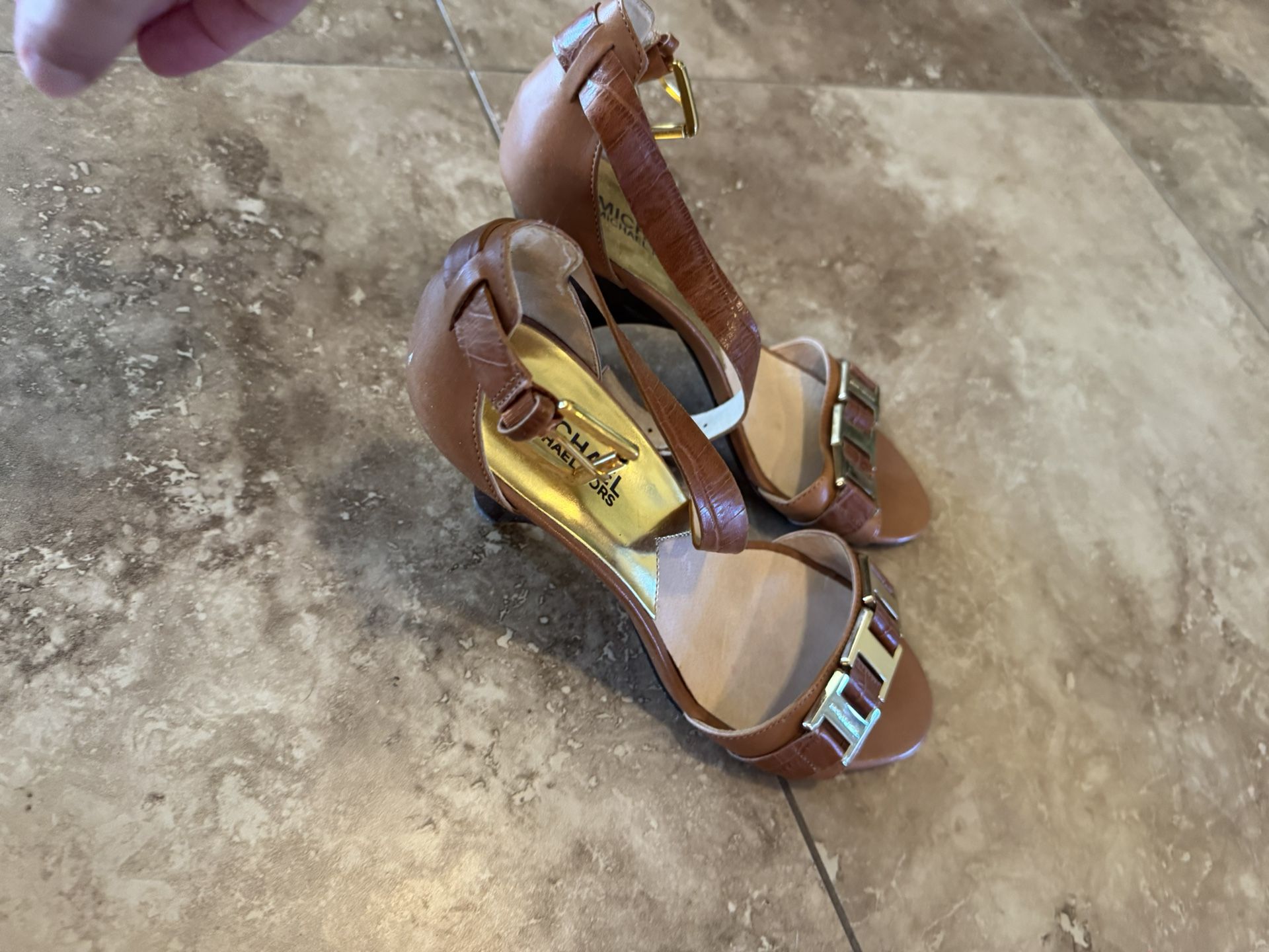Women’s Michael Kors Sandal - Size 7.5