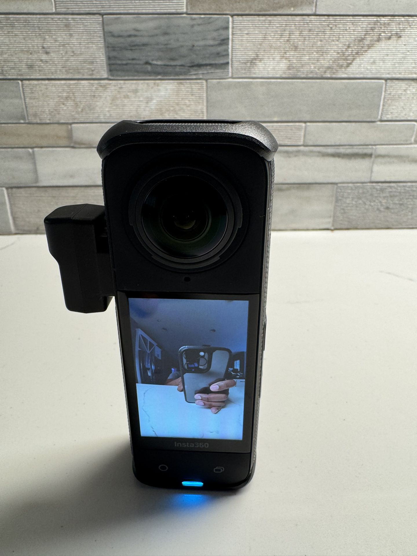 Insta 360 X4