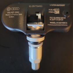 Audi/Volkswagon Genuine Oem Tpms Tire Pressure Monitoring Sensor 
