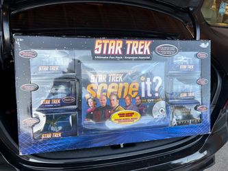 Star Trek Ultimate Fan Pack with Scene It? DVD Game